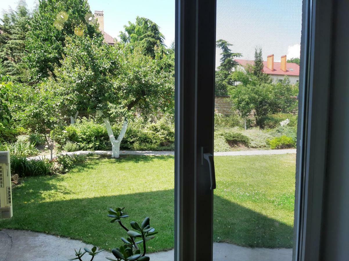 Звёздный Hotel Odessa Exterior foto