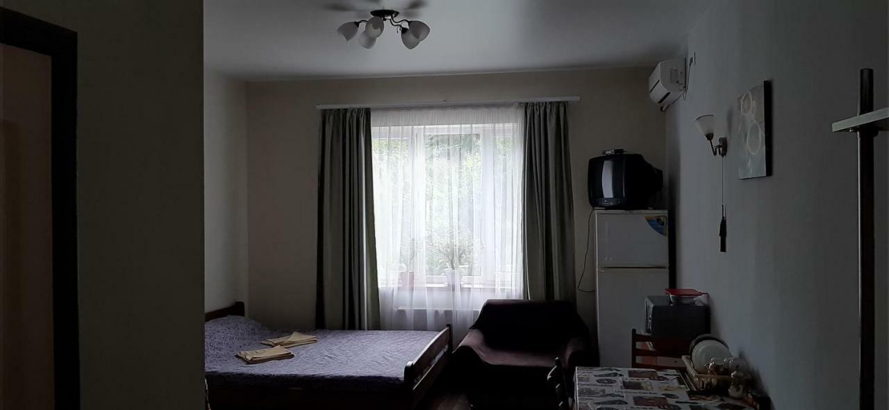 Звёздный Hotel Odessa Exterior foto